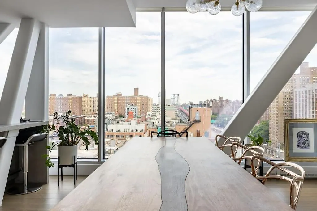Brand New Five Bedroom Penthouse New York 0*,