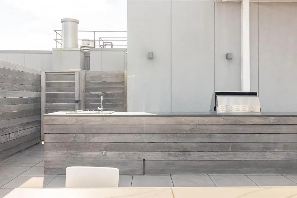 Apartment Brand New Five Bedroom Penthouse New York